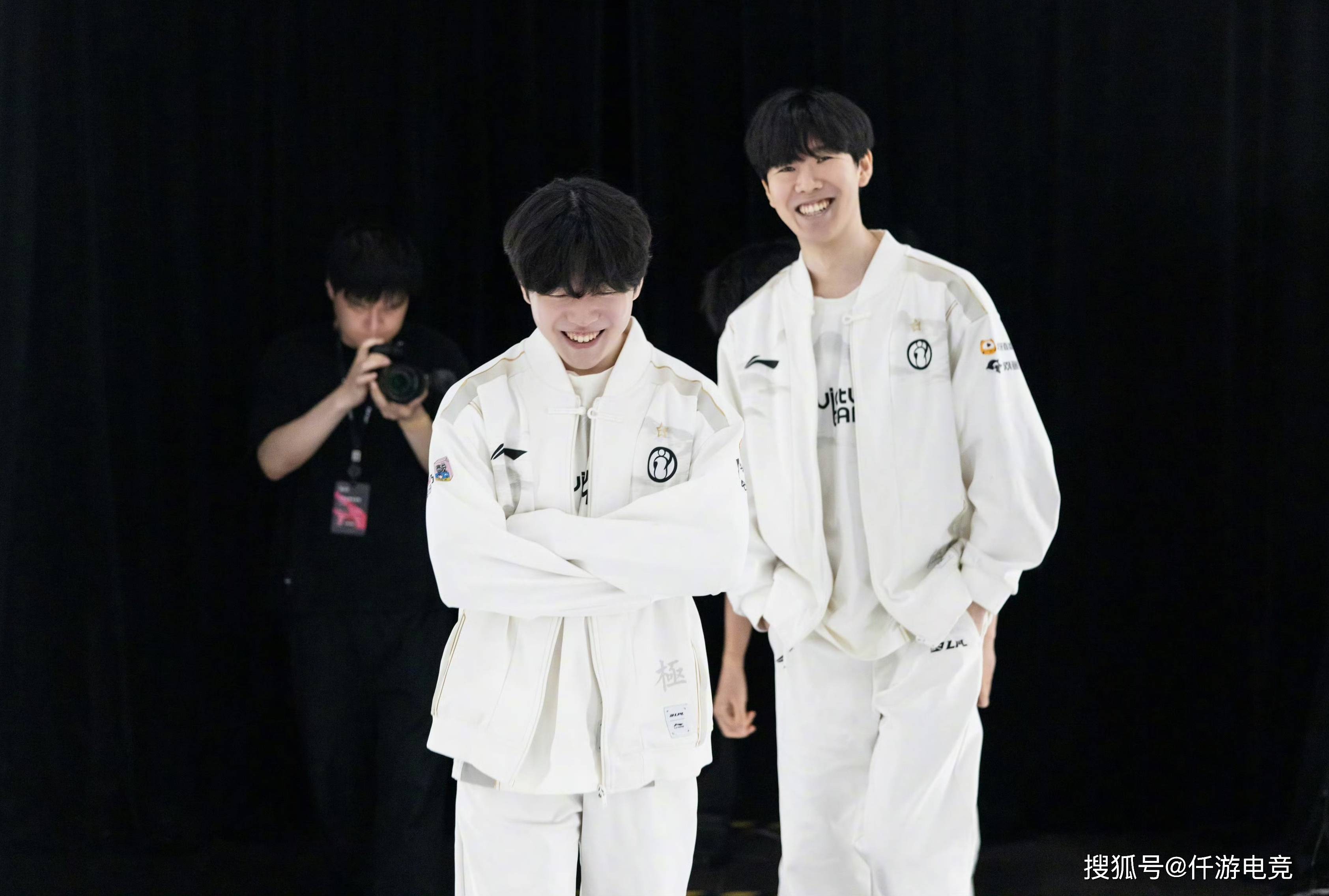 代与老一辈 代与老一辈